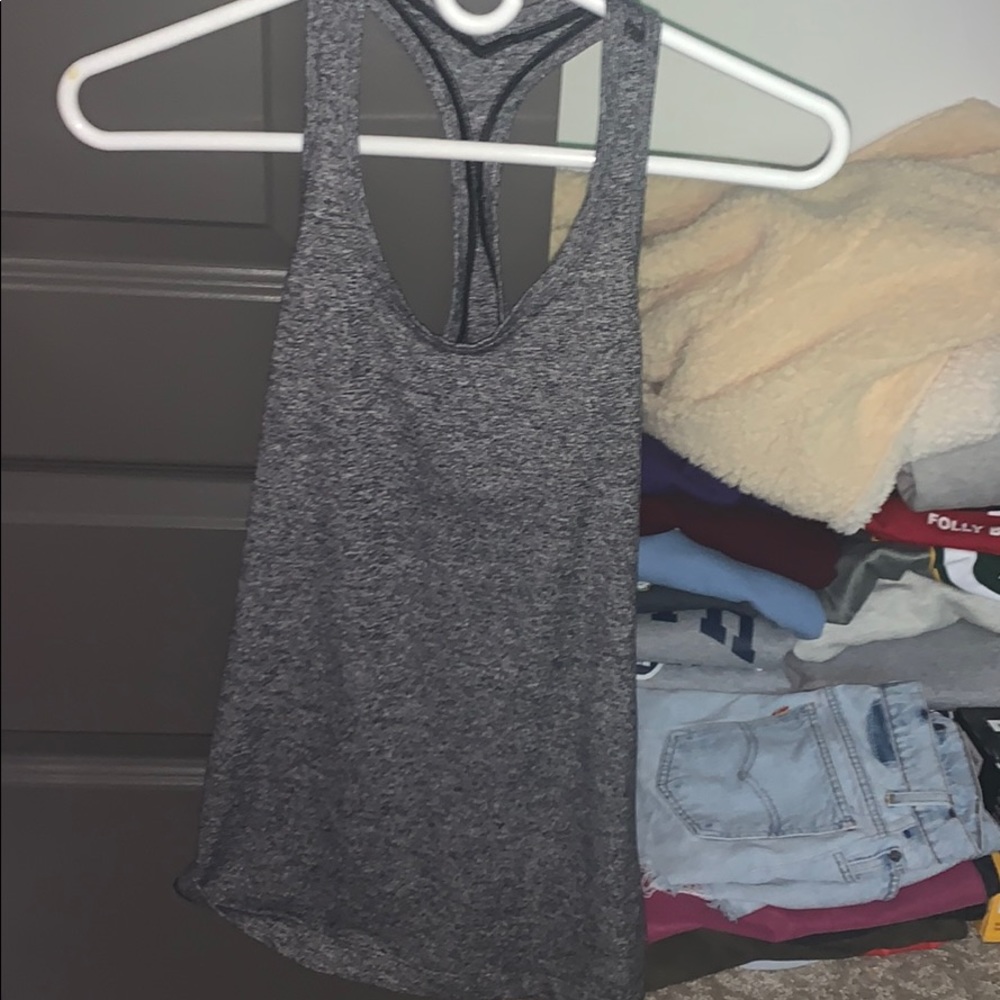 lululemon grey tank
